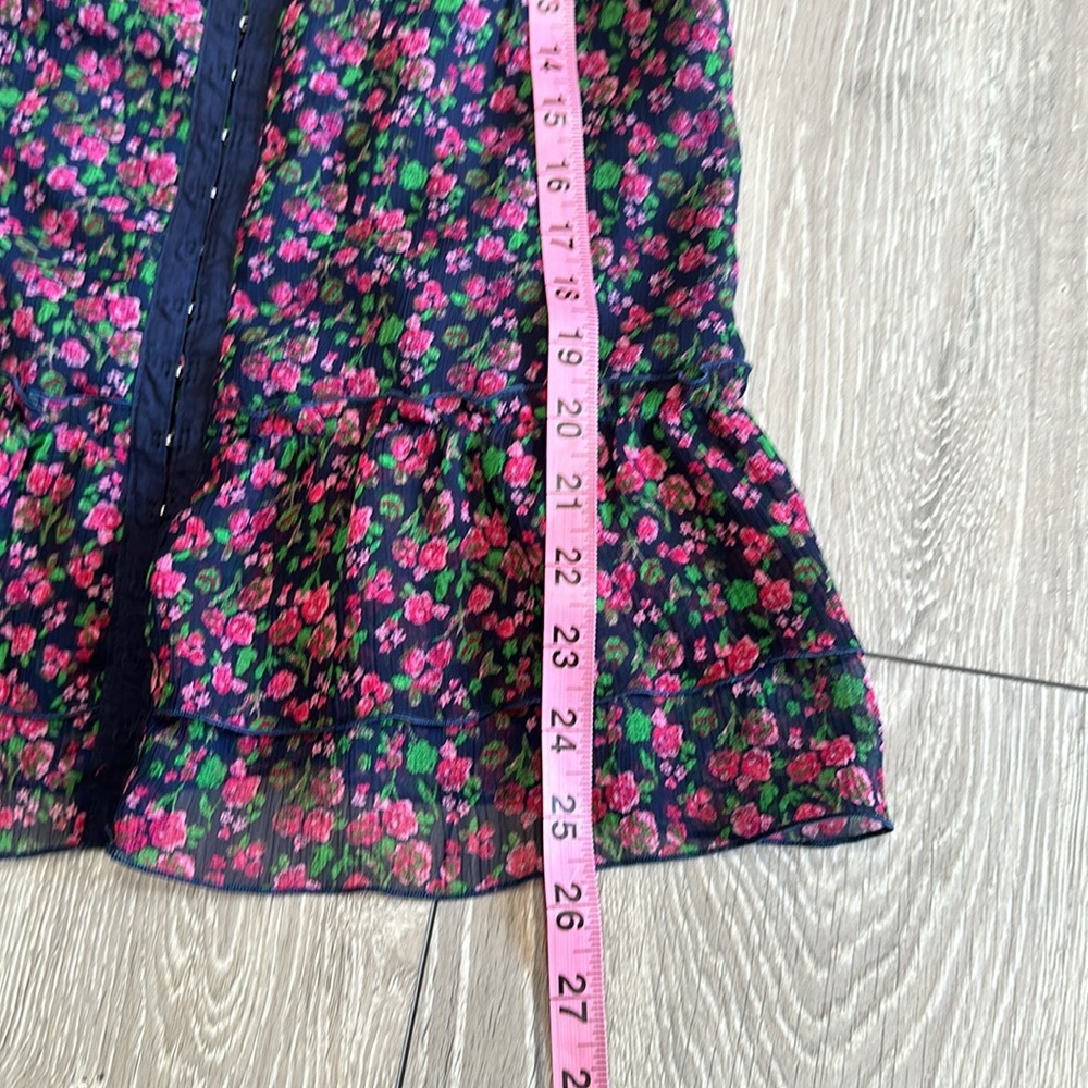 Decree Tank Top - Picture 4 of 8